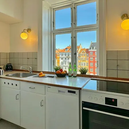 Unique Panoramic View Of Nyhavn From The 3rd Floor